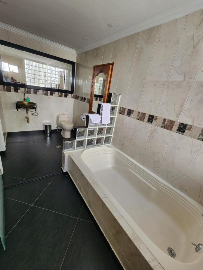 Hotel Boutique Deluxe Home メデジン エクステリア 写真