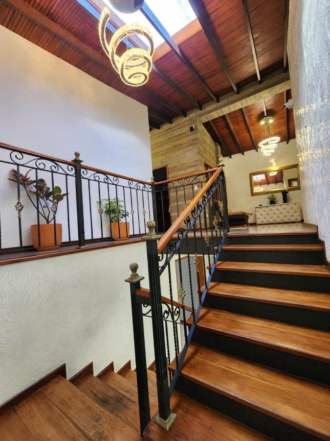Hotel Boutique Deluxe Home メデジン エクステリア 写真